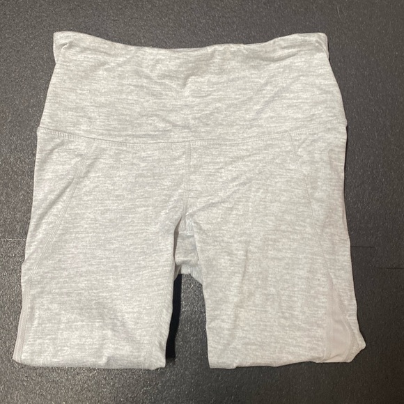 Gaiam XS heather gray capri leggings - Picture 1 of 7
